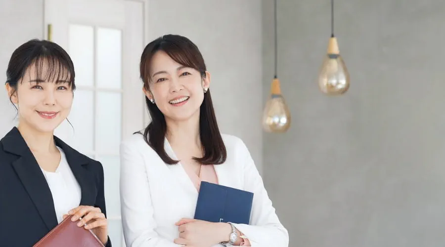派遣社員と正社員採用の違いは？派遣社員を直接雇用へ切り替える方法についても解説【企業向け】