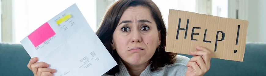 Une salariée demande de l’aide pour arriver à déchiffrer sa fiche de paie.