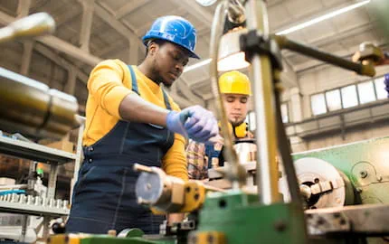 CDI intérimaire, multi-remplacement, VAE : ce que change la loi sur le Marché du travail en 2023