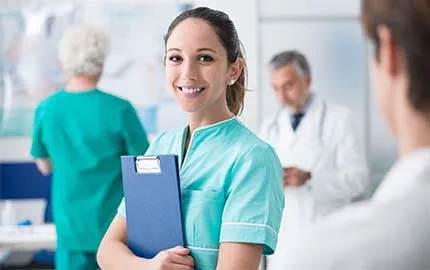 Recruter dans la santé en CDD ou CDI : une solution pour attirer et fidéliser Recruter dans la santé en CDD ou CDI : une solution pour attirer et fidéliser