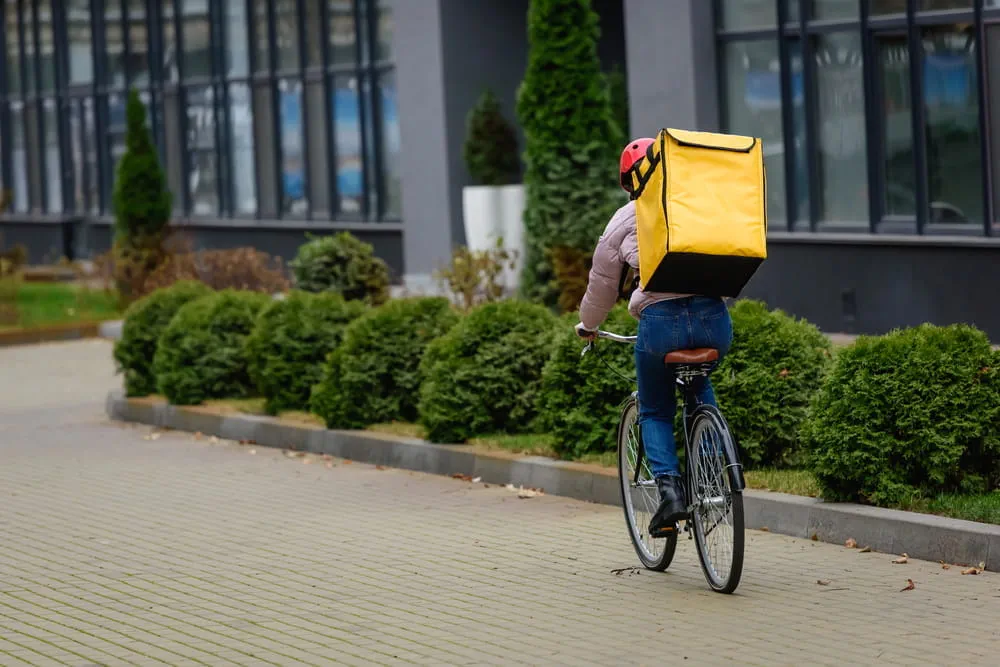 empleo-repartidor-en-bicicleta