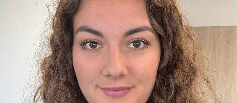 Margot, infirmière en santé au travail avec Adecco Medical. Margot, infirmière en santé au travail avec Adecco Medical.