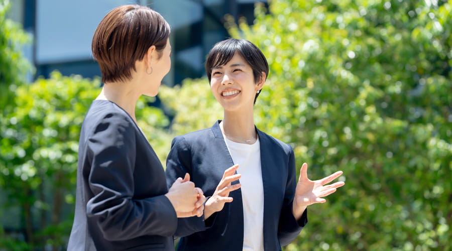 新卒採用のノンコア業務を請負い、内定辞退率の改善に貢献