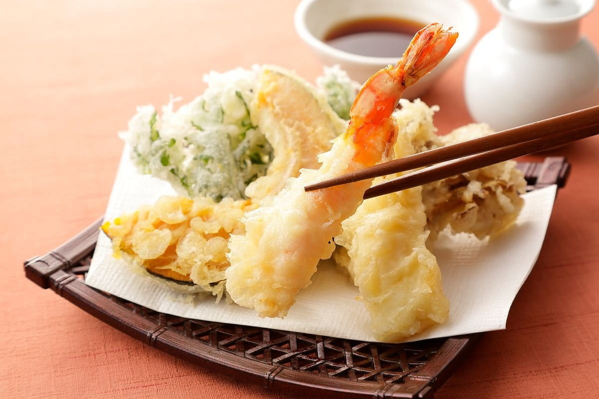 日本食の「天ぷら」とは？人気の具材や食べ方のマナー・注意点をわかりやすく解説イメージ