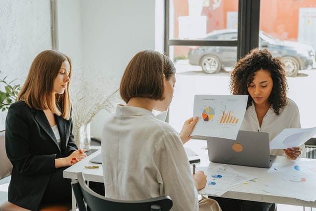como-fidelizar-a-los-empleados-lograr-que-se-comprometan
