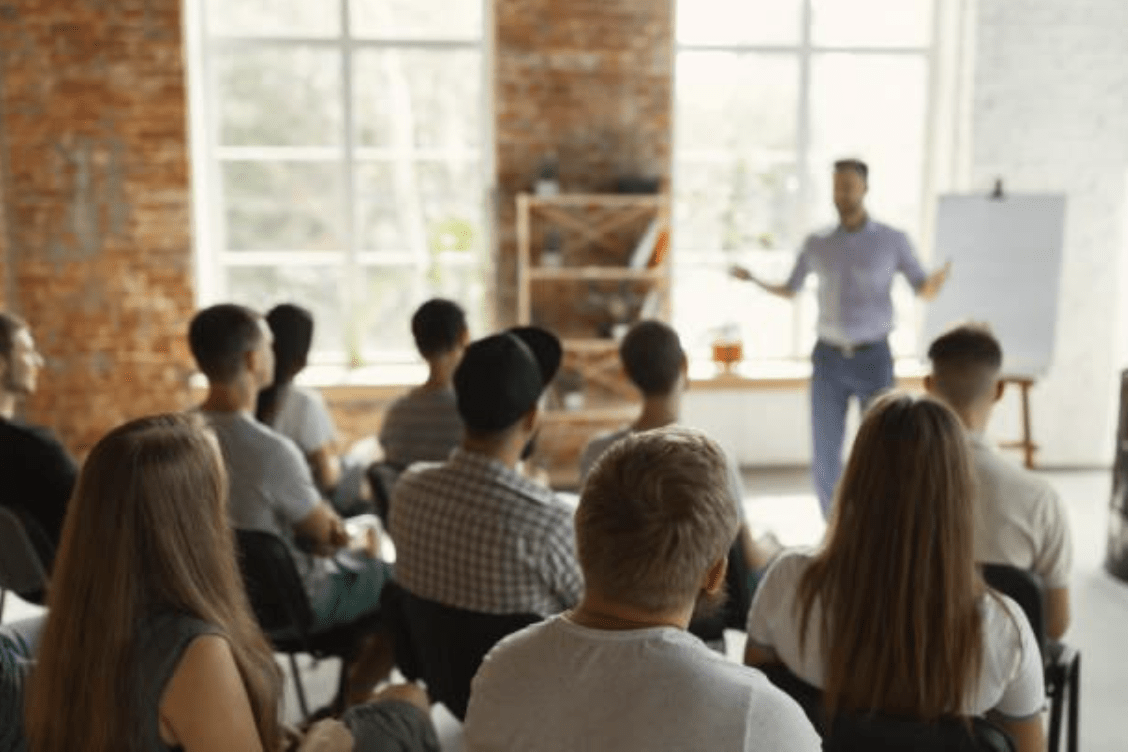 como-implementar-un-plan-de-formacion-en-la-empresa