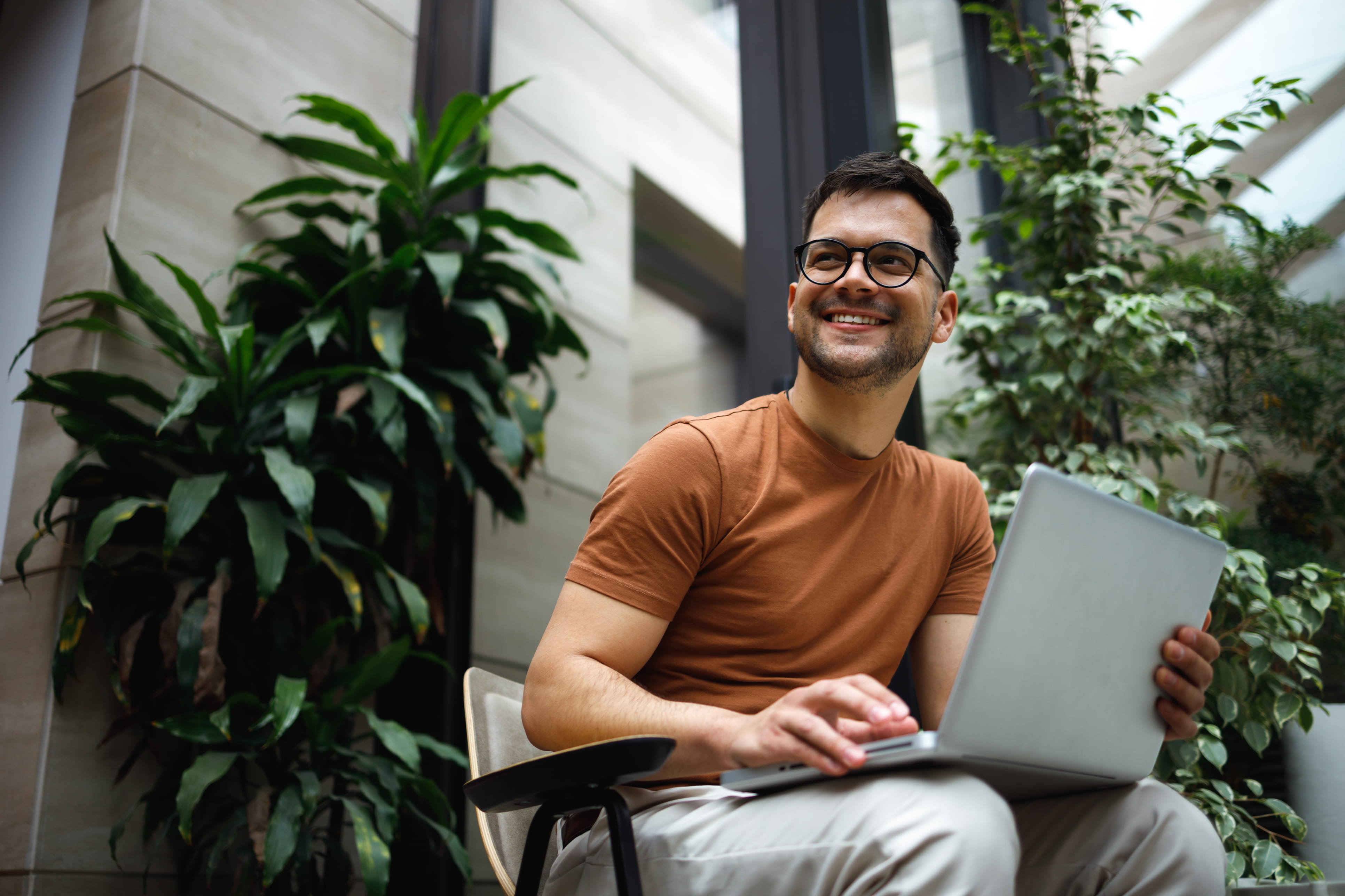 como-pueden-salud-seguridad-mejorar-sostenibilidad-lugar-trabajo