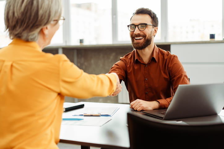 como-responder-a-por-que-buscas-una-nueva-carrera-en-una-entrevista-de-trabajo