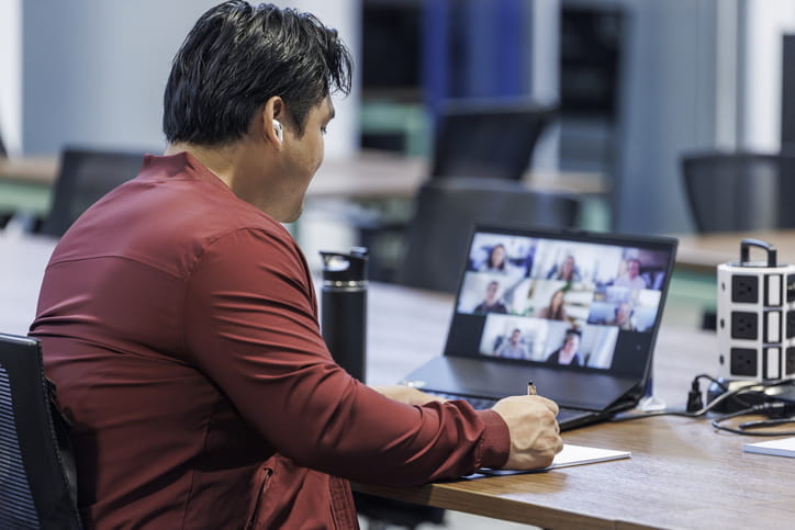 liderando-a-distancia