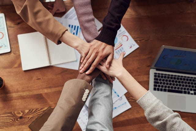 que-es-una-encuesta-laboral-como-puedo-utilizarla-para-mejorar-las-relaciones-de-mis-empleados