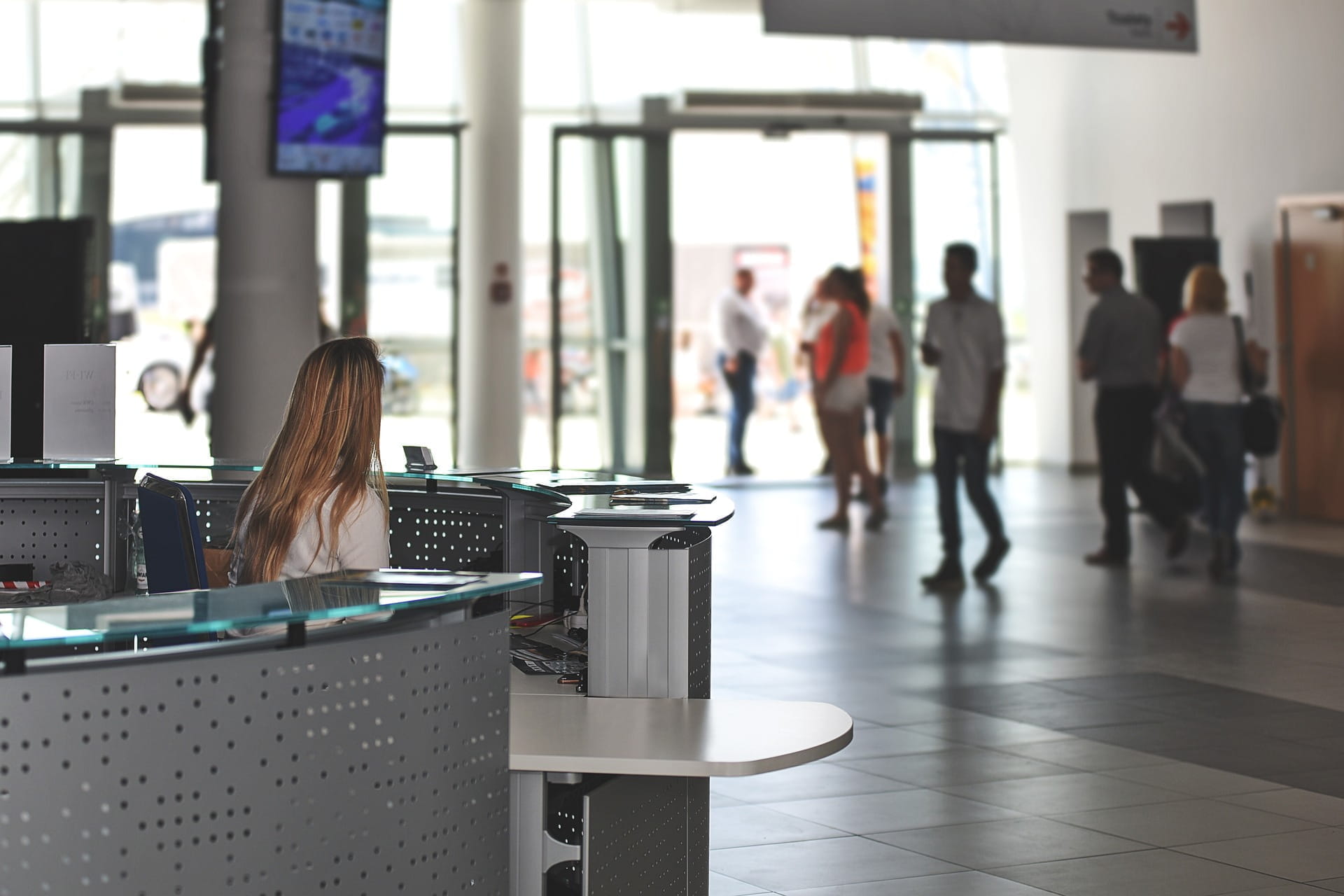 servicios-de-recepcion-por-que-son-necesarios-y-como-ponerlos-en-marcha