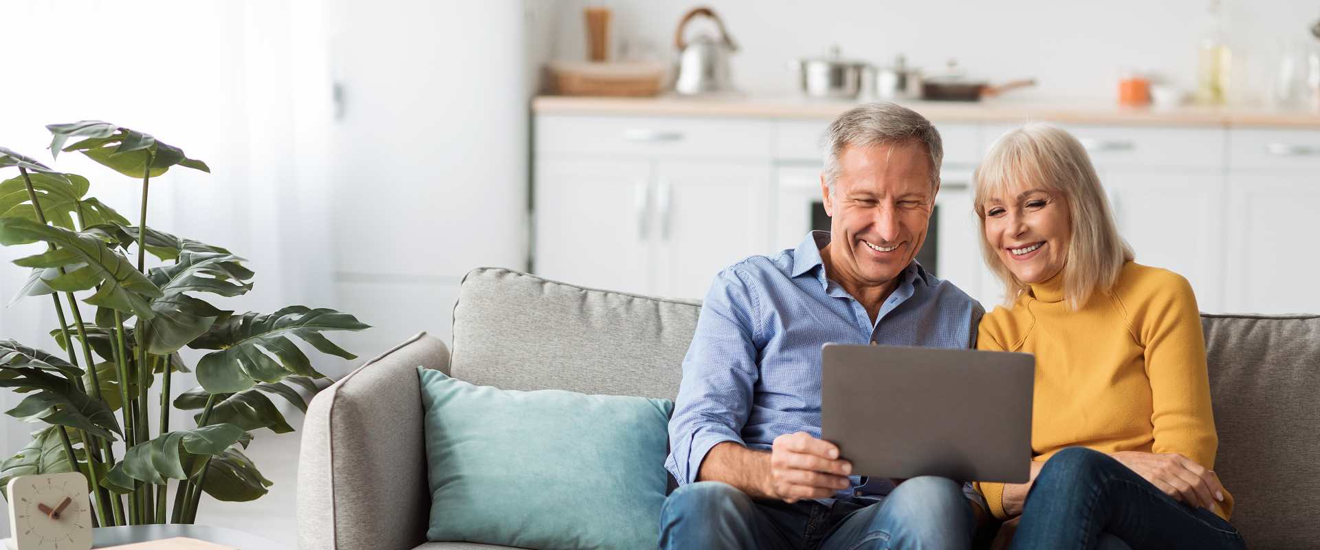Couple âgée adulte prépare sa retraite