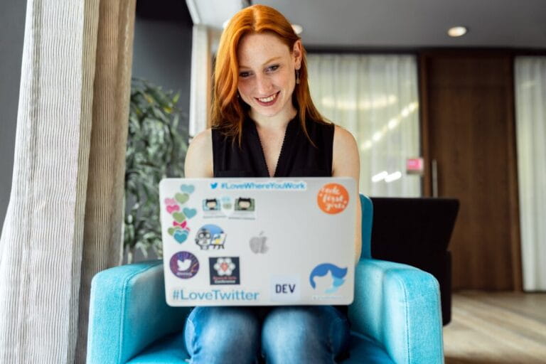 4 CLAVES PARA MANTENER VIVA LA CULTURA DE LA EMPRESA EN CASA 4 CLAVES PARA MANTENER VIVA LA CULTURA DE LA EMPRESA EN CASA