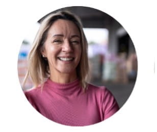 Bettina, 42