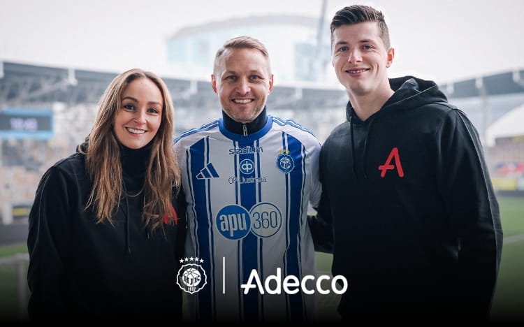 Adecco ja HJK käynnistävät yhteistyön. Kuvassa näkyvät HJK-lähettiläät ja Adeccon edustaja.