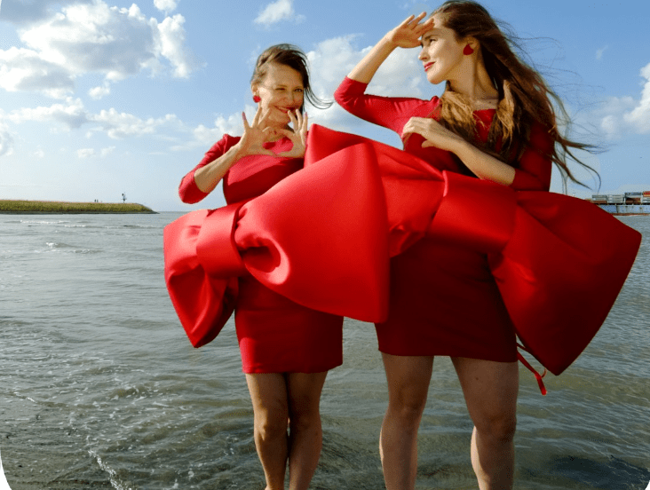 Bibi Smink en Gwen van Zaane