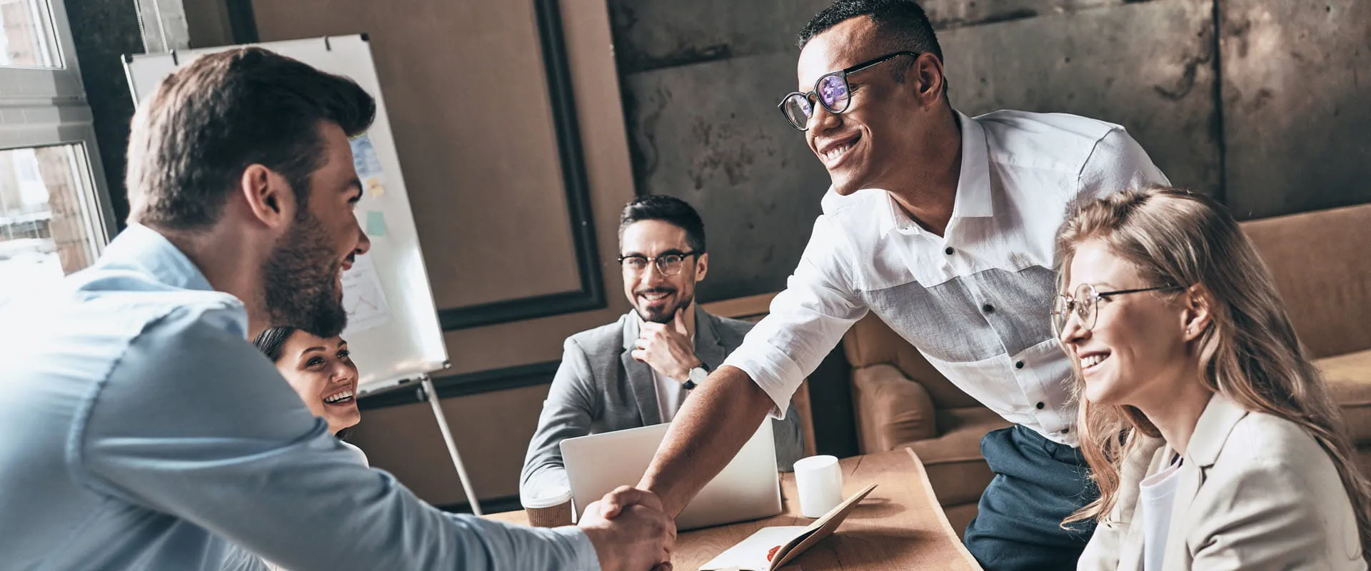 How do staffing agencies work?