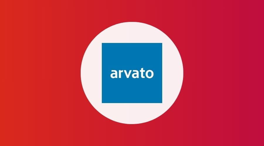 Arvato logo met een rode achtergrond